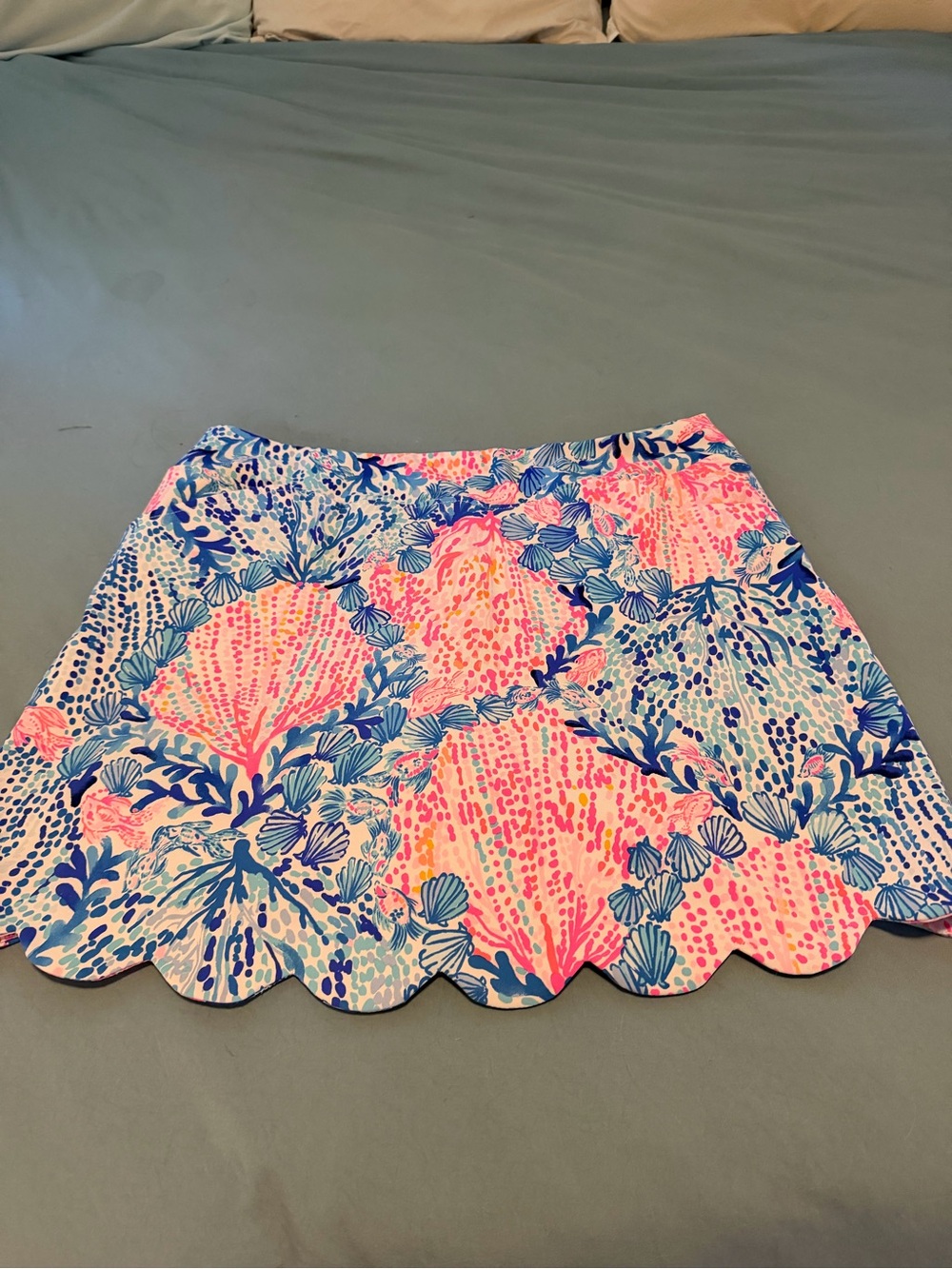 Lilly Pulitzer Scalloped -Hem Printed Mini Skirt in Pink and Blue